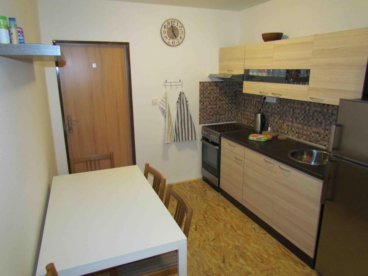 Dopravna Alzbetin Aparthotel Železná Ruda Exteriör bild