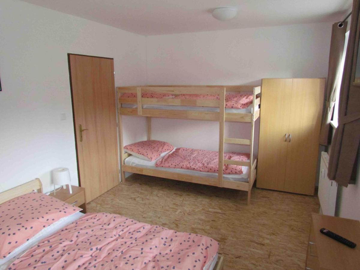Dopravna Alzbetin Aparthotel Železná Ruda Exteriör bild