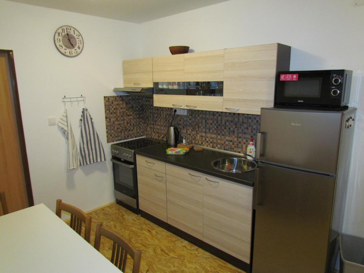 Dopravna Alzbetin Aparthotel Železná Ruda Exteriör bild