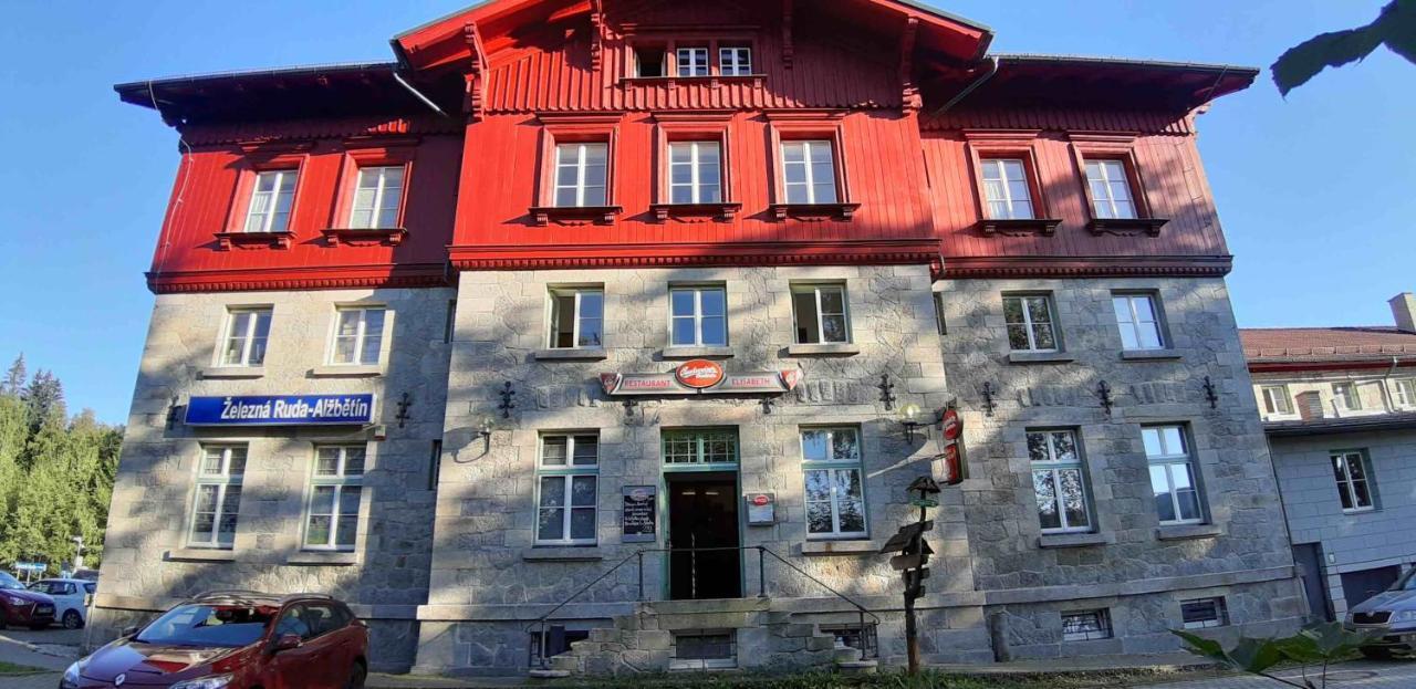 Dopravna Alzbetin Aparthotel Železná Ruda Exteriör bild